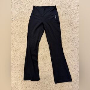 Lululemon Peloton mini flare yoga pants size 8